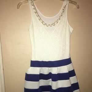 business casual dress